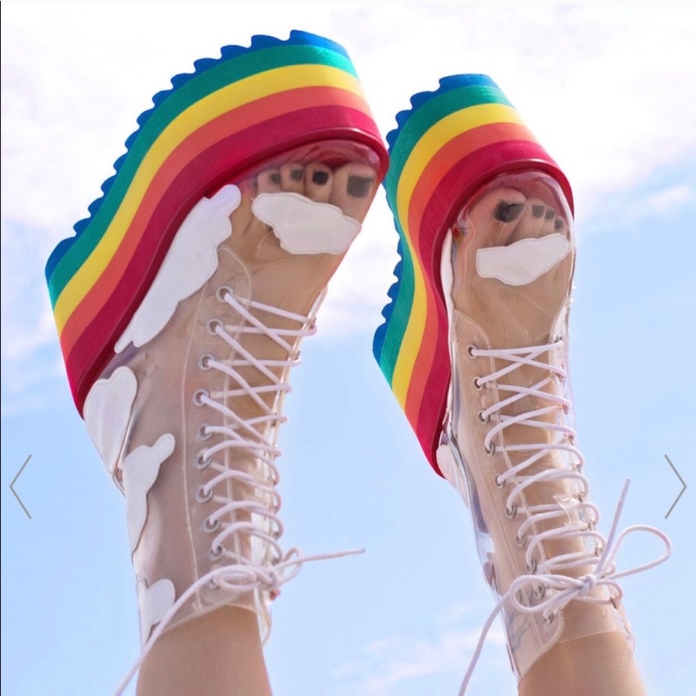 Current Mood Happy Daze rainbow platform boots nwt
